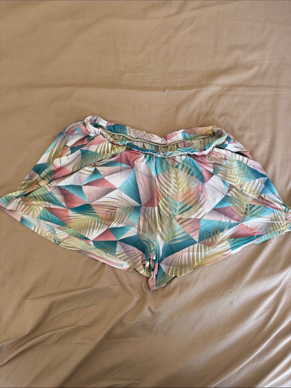 Women's Pastel Geo-Leaf Athletic Shorts - Teal & Pink